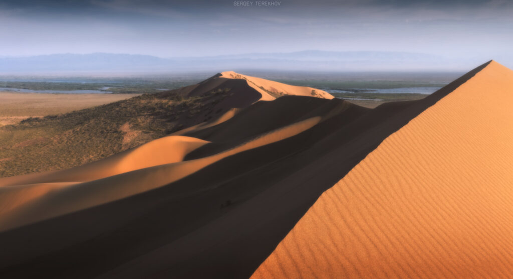SINGING MOUNTAIN