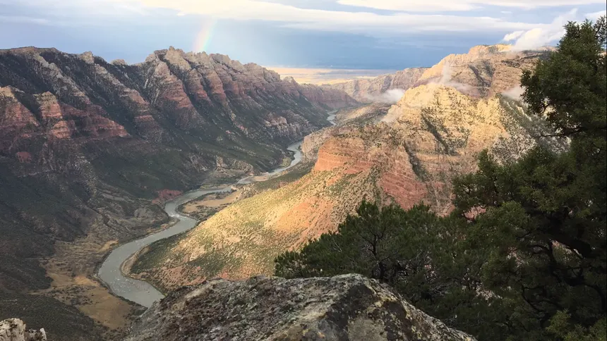 Split Mountain in Yemen A Geological Wonder Surrounded by Mystery