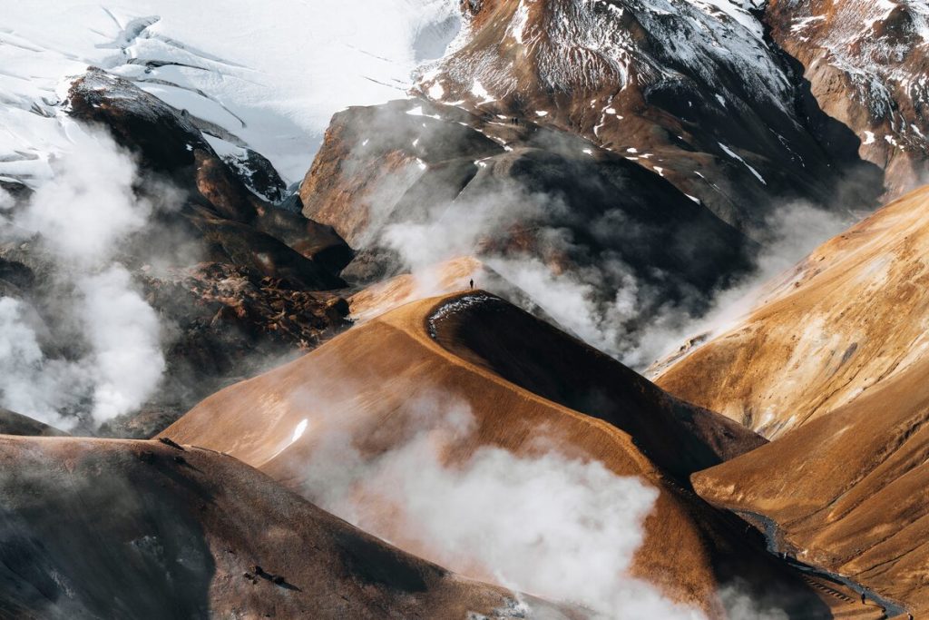 White Smoking Mountain, Iceland