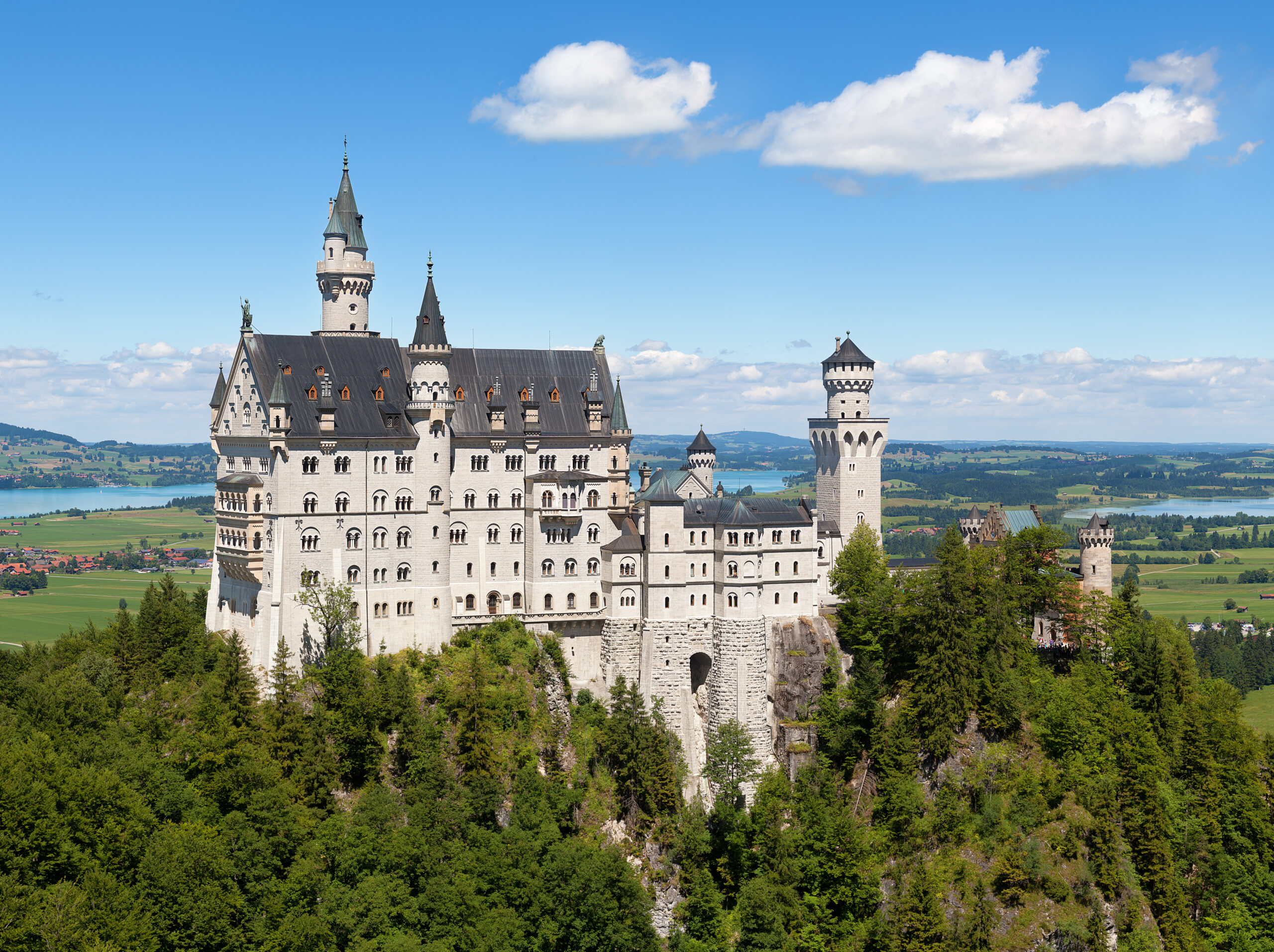 Discover Neuschwanstein Castle Germany's Fairy-Tale Wonder