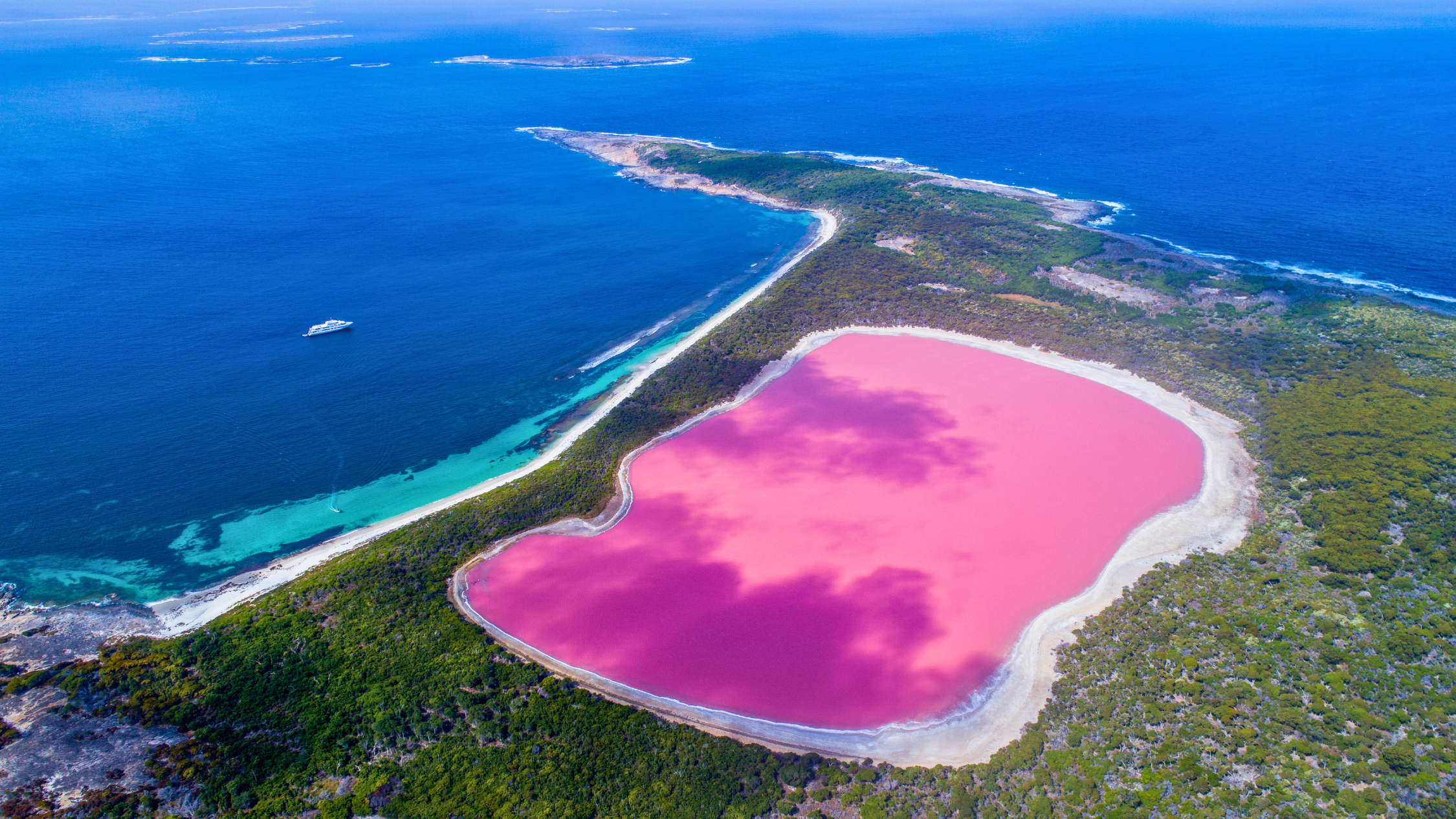 Lake Hillier – Australia's Stunning Bubblegum Pink Lake
