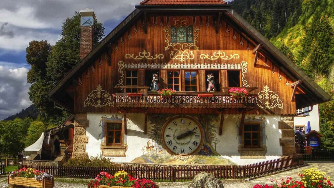 The Black Forest Cuckoo Clock Germany’s Timeless Wooden Masterpiece