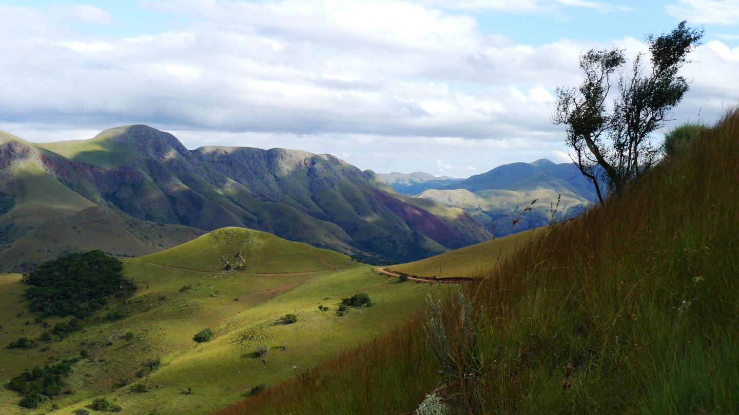 The Oldest Mountains on Earth The Oldest Mountains on Earth, Exploring the Barberton Greenstone Belt